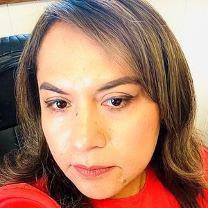 Meet your Posher, Adriana